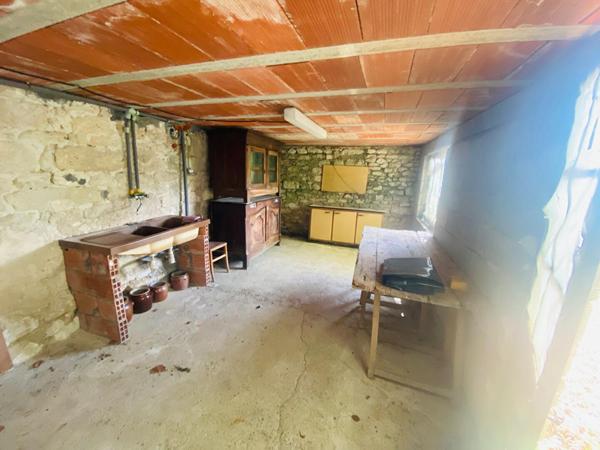 Corps de ferme avec 23 hectares et grange de 200 m² Barguelonne en quercy