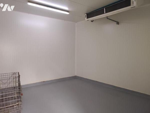 Bâtiment commercial a vendre zone du Dragon à VERDUN