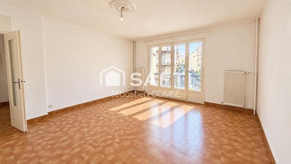 T3 82 m² traversant avec 2 balcons – Le Camas