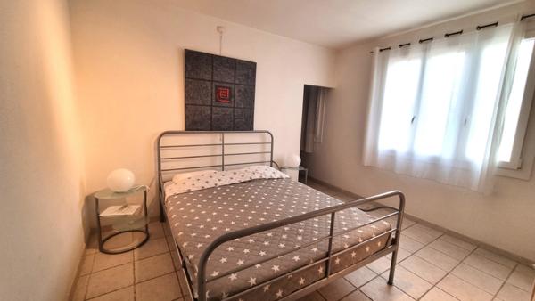 Maison à vendre 6 pièces BARJAC (30)