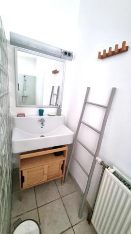 Maison à vendre 6 pièces BARJAC (30)