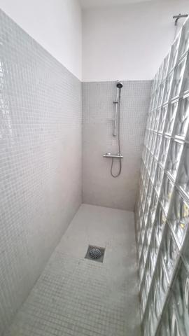 Maison à vendre 6 pièces BARJAC (30)