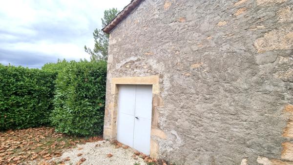 Maison à vendre 6 pièces BARJAC (30)