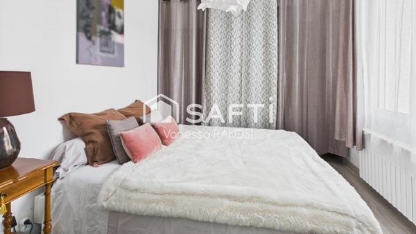 A SAINTES MAISON DE 75 M² avec 2 CHAMBRES, JARDIN ET GARAGE