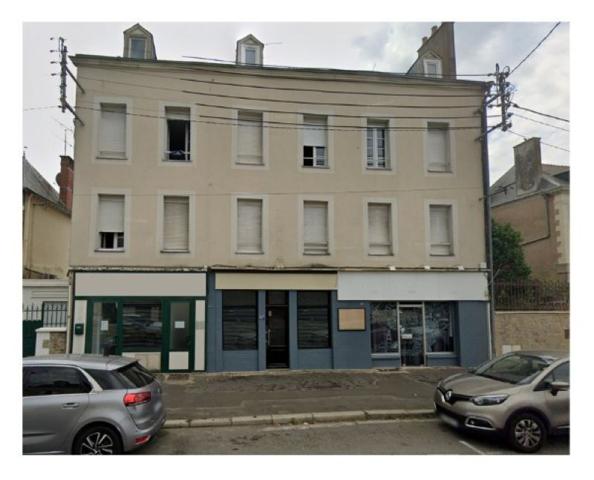 Murs commerciaux Laval proche centre ville 20.50 m²