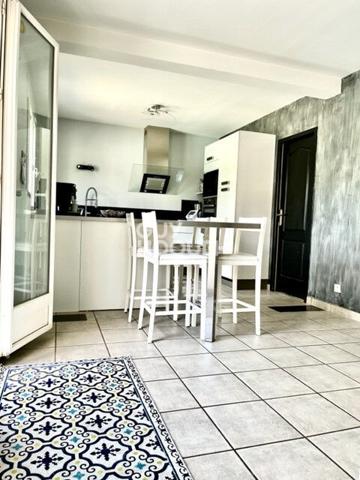 Maison La Boisse 6 pièce(s) 144 m²