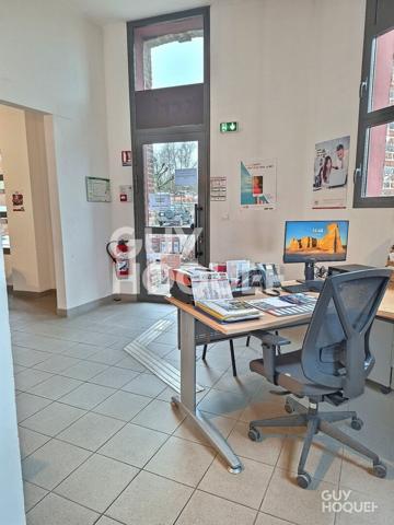 Bernay à louer local Commercial de 106 m²