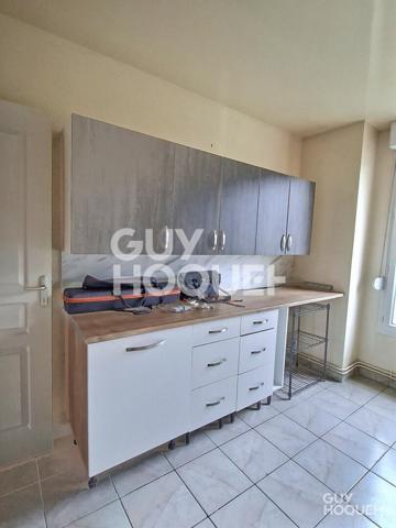 Bernay à louer local Commercial de 106 m²