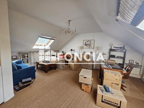 À vendre Maison 7 pièces 145 m² - Saint-germain-en-laye 78112