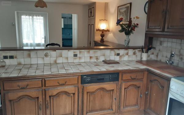 Maison de ville à vendre à Dun-le-Poëlier dans l'Indre (36210), ref : 10A