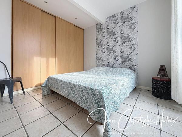 Appartement Nimes 3 pièces de 66.3 m2 Église Sainte Baudille