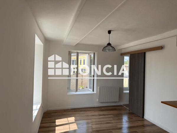 Location Appartement 2 pièces 31 m² - Trun 61160