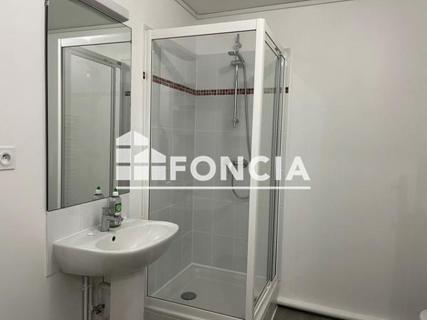 Location Appartement 2 pièces 44.32 m² - PLACE MAURIAC Cholet 49300