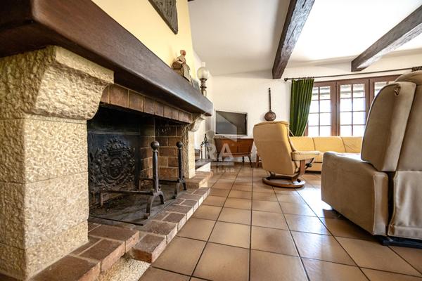Maison 8 pièces à vendre à Perpignan 