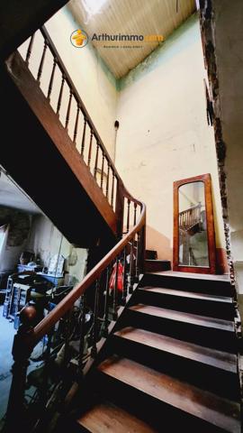 Vente                                                      Maison
                        
                                         155 m2                     à Sainte-Colombe-sur-l'Hers