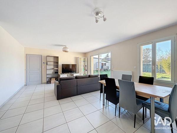 Maison à vendre 4 pièces 92 m² Neuville-de-Poitou