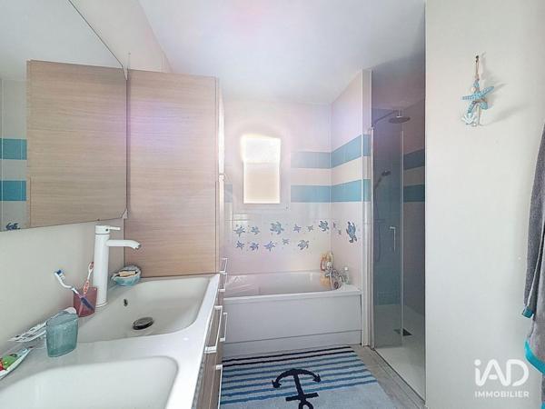 Maison à vendre 4 pièces 92 m² Neuville-de-Poitou