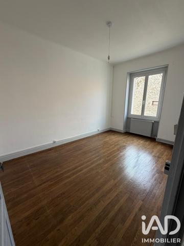Location maison 5 pièces 103 m² Toulon-sur-Arroux