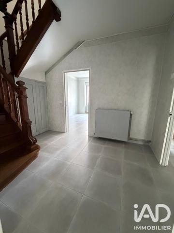 Location maison 5 pièces 103 m² Toulon-sur-Arroux
