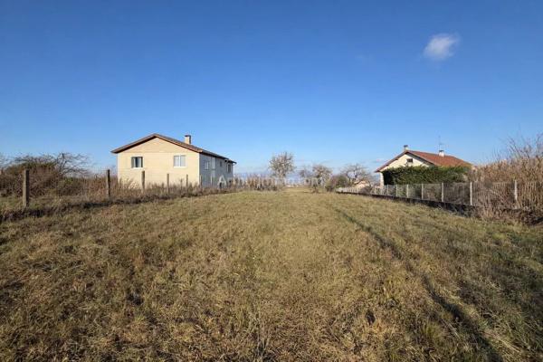 Vente                                                      Terrain
                        
                                         1948 m2                     à Dolomieu