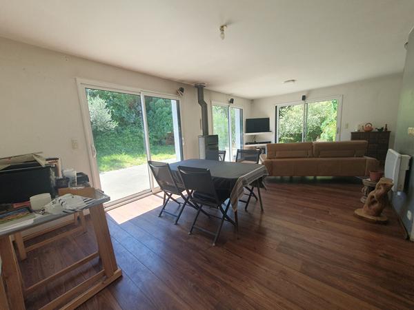 Local professionnel avec habitation Merlevenez , Merlevenez