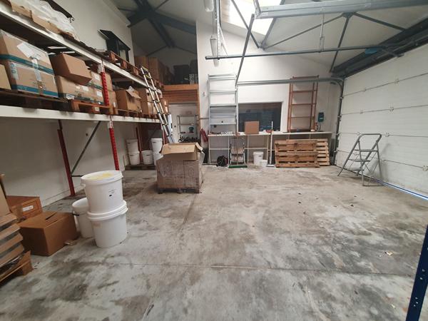 Local professionnel avec habitation Merlevenez , Merlevenez