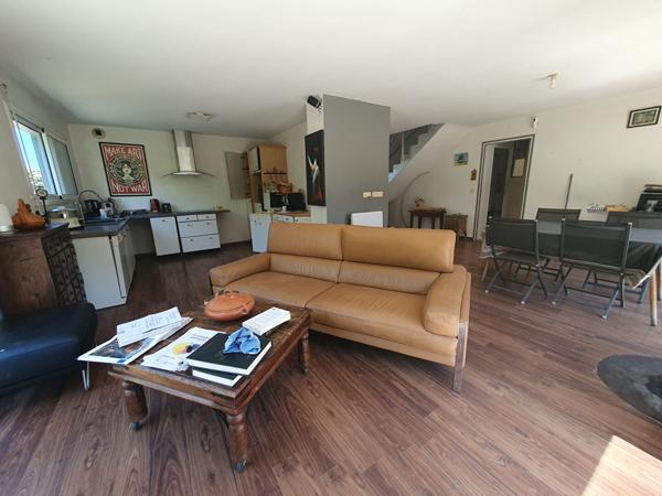 Local professionnel avec habitation Merlevenez , Merlevenez