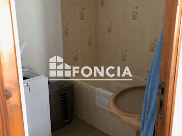Location Appartement 2 pièces 47.55 m² - 59 GRANDE RUE Chateau Thierry 02400