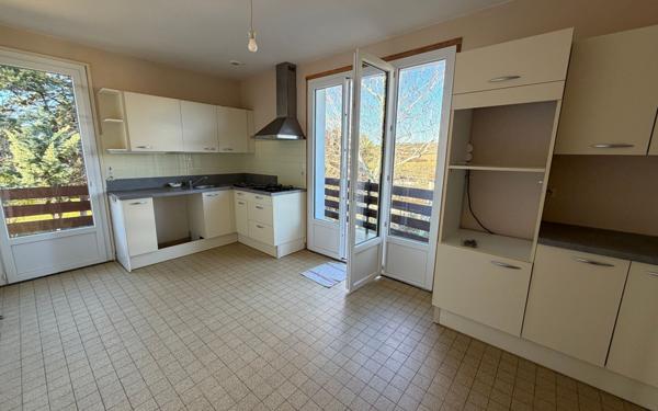 Maison à vendre    5 pièces •  Auch