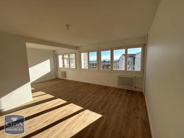 Appartement à louer 3 pièces 69.02m²