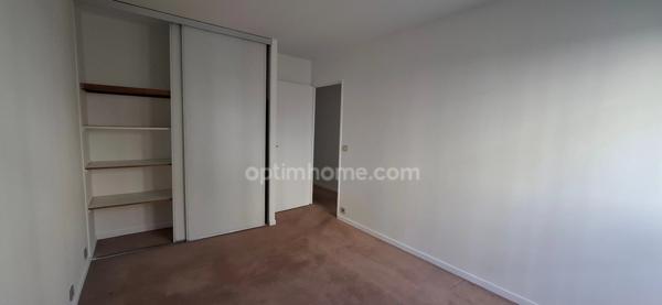 Appartement à louer 2 pièces VERSAILLES (78)