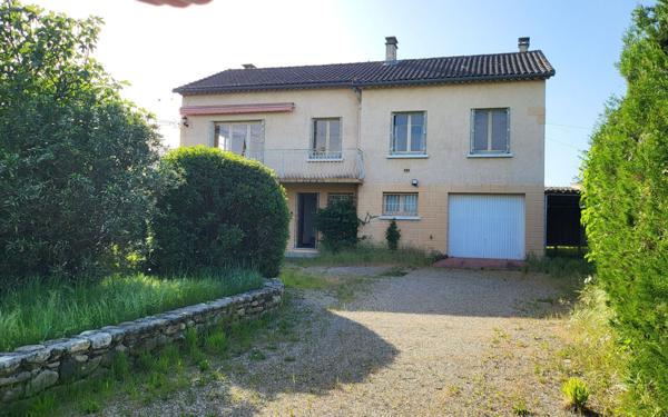 Maison à vendre    4 pièces •  Ruoms