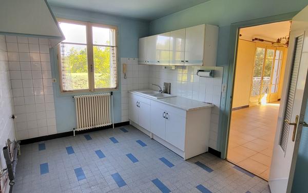 Maison à vendre    4 pièces •  Ruoms