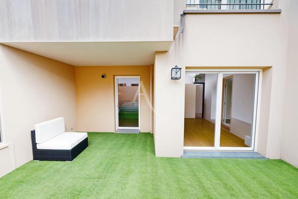 À vendre - Appartement 3 pièces avec terrasse - plus de 70 m2 - Chessy