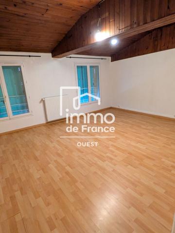 A LOUER Maison  DE CAMPAGNE La Roche Sur Yon 5 pièce(s) 101.40 m2