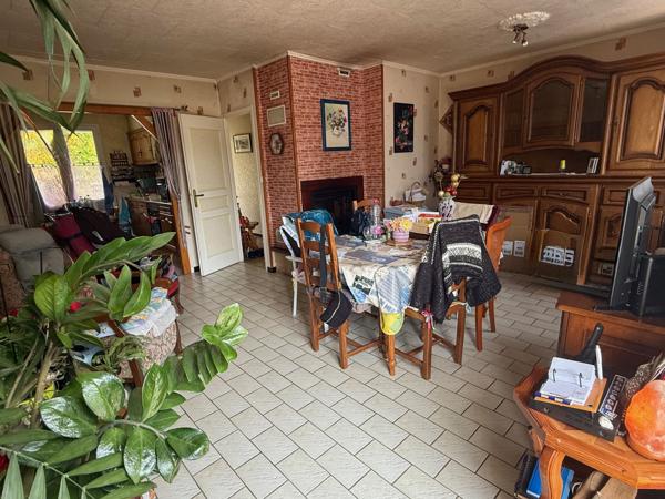 La Réorthe (85210) Maison plain-pied 3 chambres avec diverses dépendances