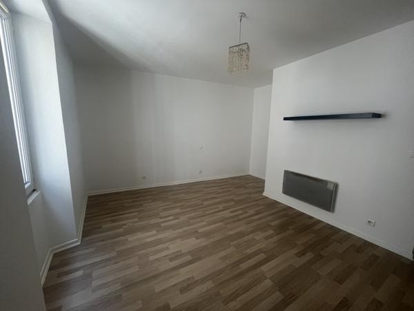 Immeuble à vendre 224 000 € Saint-Céré 190 m² DPE C