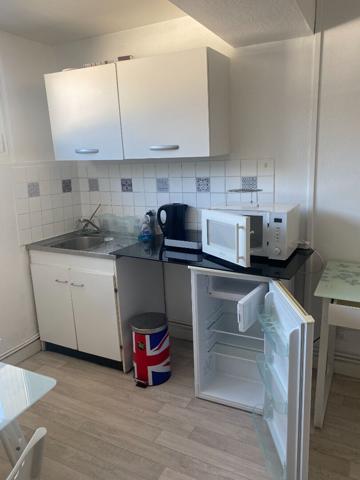 49100 ANGERS T1 MEUBLE - CENTRE VILLE