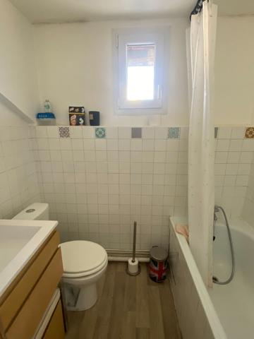 49100 ANGERS T1 MEUBLE - CENTRE VILLE