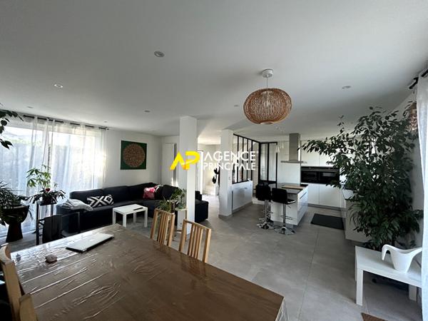 Secteur Chênes BEZONS _Maison 7 pièces 143m2 €549 000 ** - Référence 4462