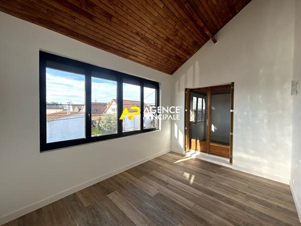 Secteur Chênes BEZONS _Maison 7 pièces 143m2 €549 000 ** - Référence 4462