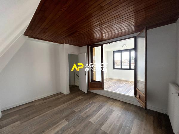 Secteur Chênes BEZONS _Maison 7 pièces 143m2 €549 000 ** - Référence 4462