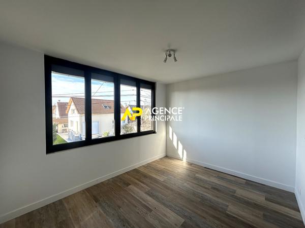 Secteur Chênes BEZONS _Maison 7 pièces 143m2 €549 000 ** - Référence 4462