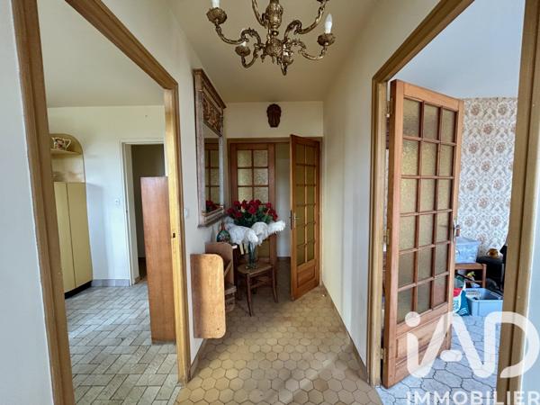 Maison à vendre 4 pièces 105 m² Vernoil-le-Fourrier