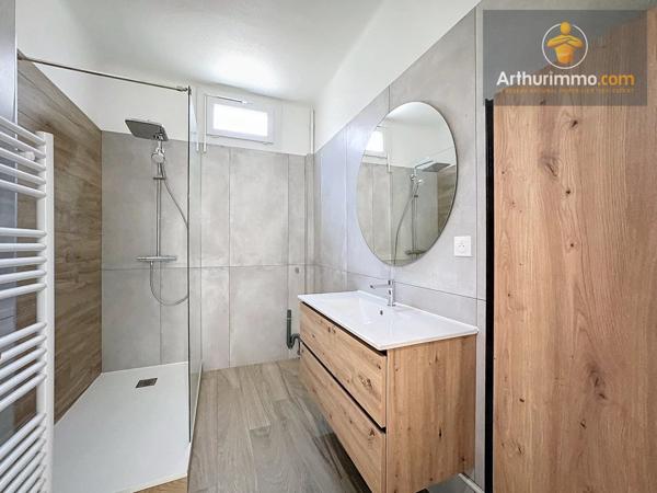 Location Appartement 4 pièces 99 m2 à Bourgoin-Jallieu