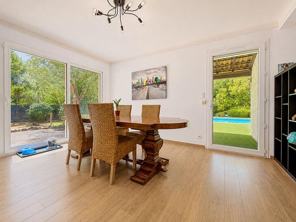 Grande propriété familiale avec piscine et dépendances - La Roquette-sur-Siagne, limite Mougins