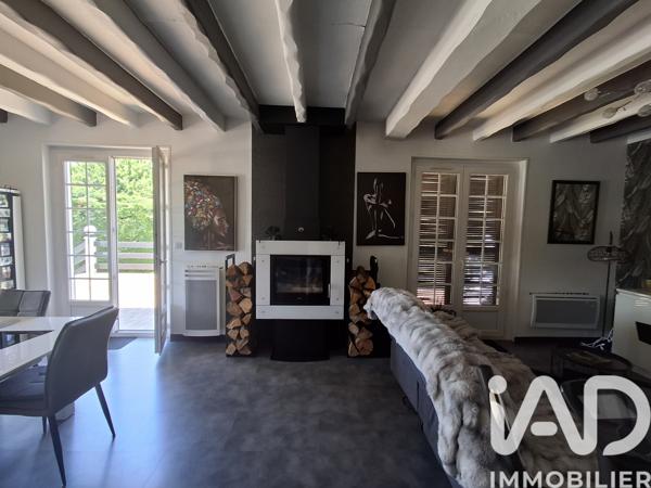 Maison à vendre 9 pièces 207,31 m² Roiffieux