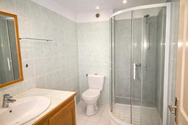 Vente                                                      Maison
                        
                     3 pièces                      65 m2                     à Gonfaron