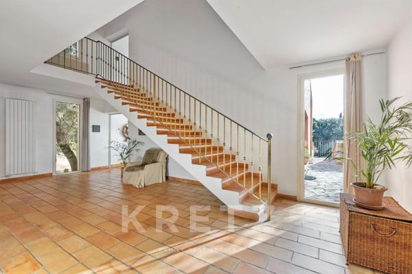 Maison d'architecte à Villeneuve de près de 290m2