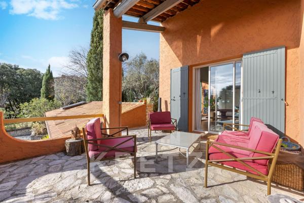 Maison d'architecte à Villeneuve de près de 290m2